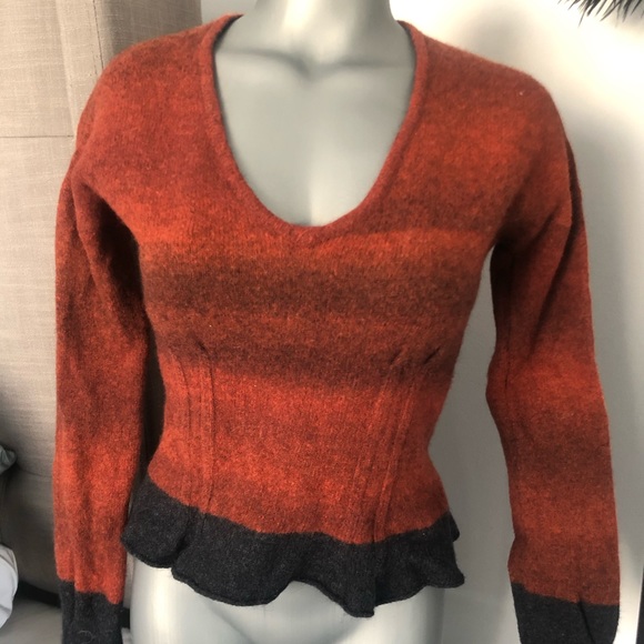 Sleeping on Snow beautiful sweater ❤️ - Picture 2 of 5